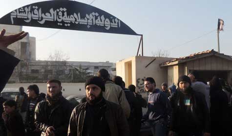 القاعدة تتبرأ من &rsquo;داعش&rsquo; لتعوم &rsquo;النصرة&rsquo; 