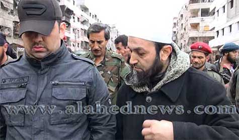 قائد الدفاع الوطني في دمشق يخصّ &rsquo;العهد&rsquo; بأول لقاء معه