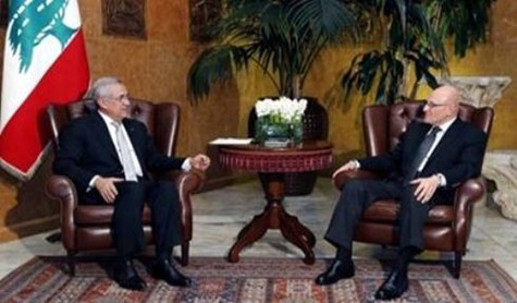 حكومة سلام تبصر النور بعد عشرة أشهر 