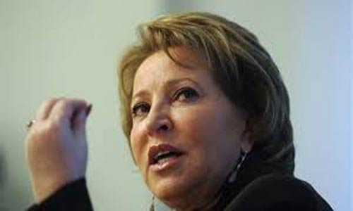 تأييد شعبي ورسمي روسيين لانضمام القرم الى روسيا