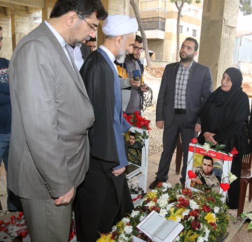 وفود أمّت أضرحة القادة الشهداء في ذكراهم 