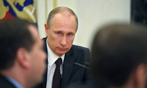 إقتحام قاعدتين أوكرانيتين في القرم 