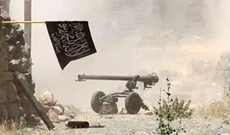 الجيش السوري يستعيد بلدة السمرا ويصد هجوماً على معبر كسب