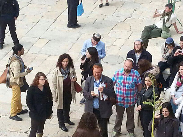 الاحتلال يشن حملة اعتقالات واسعة بالضفة