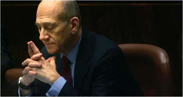 محكمة &rsquo;تل أبيب&rsquo; تدين اولمرت بالكذب وتلقي الرشوة