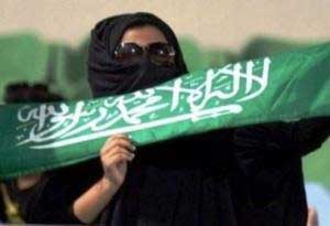 الغارديان: الربيع العربي يدق بشدة أبواب السعودية