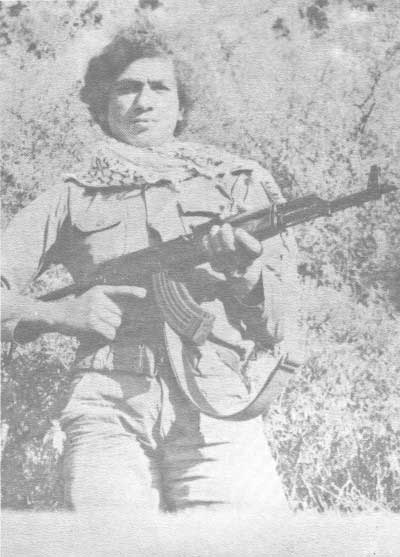 يحيى اسكاف حيّ