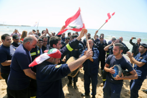 بالصور: الدفاع المدني يحتفل !
