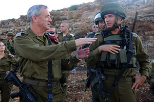 بيريس يزور الجولان وجيش الاحتلال قلق من الوضع الامني على الحدود مع سوريا&lrm;