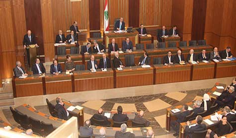 نواب الفريق &rsquo;الاذاري&rsquo; يعطّلون اقرار السلسلة