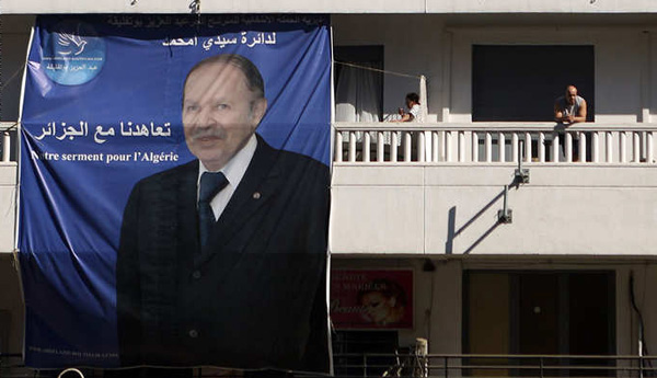بوتفليقة الى دورة رئاسية رابعة 
