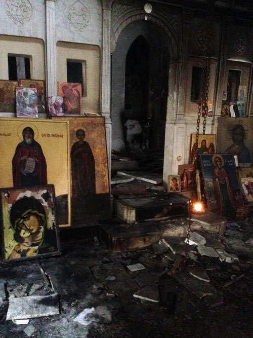 هذا ما خلفه التكفيريون من دمار في دير معلولا 
