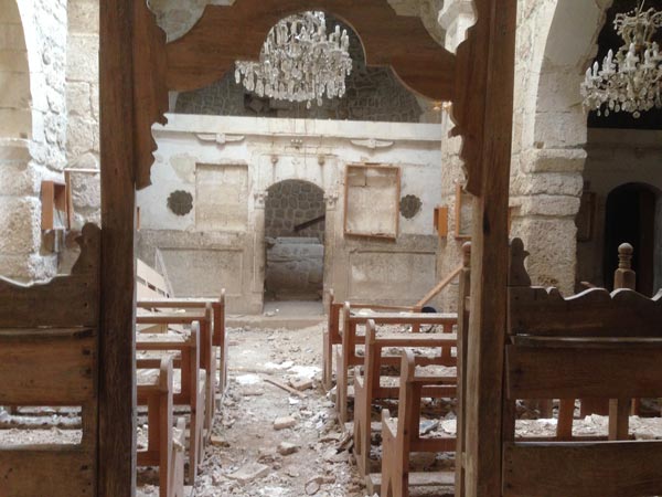 معلولا .. عندما تفرح الأرض باهلها