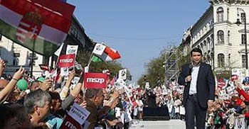 حزب &rsquo;فيديس&rsquo; يتصدر الانتخابات التشريعية في المجر 