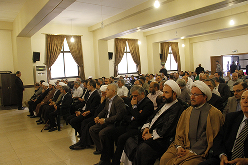 حزب الله وعائلة الشيخ فصير يتقبلون التعازي