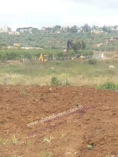جيش العدو ينفذ ورشة صيانة للشريط الشائك على الحدود مع لبنان