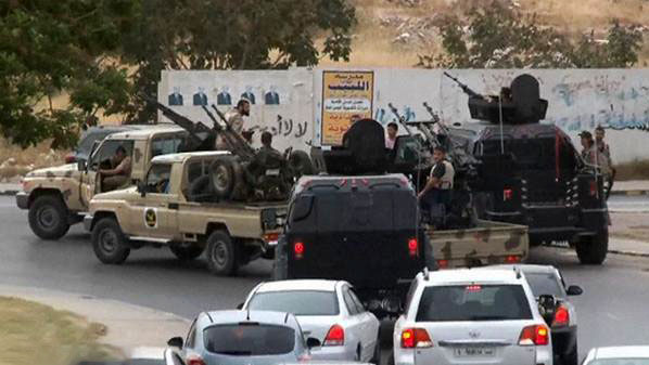 حكومة ليبيا تشيد بالمظاهرات وتندد بالإرهاب