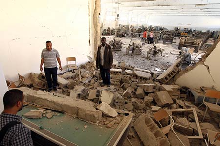 &rsquo;القاعدة&rsquo; تتوعد اللواء المنشق حفتر