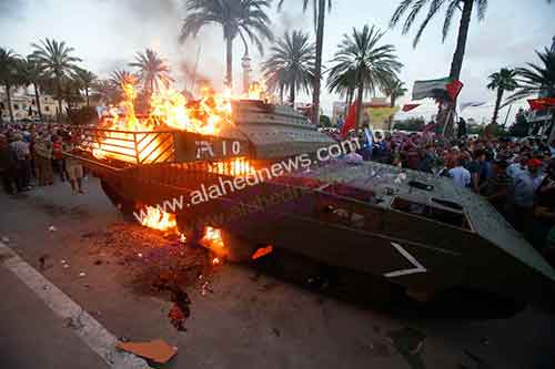 مشهدية حية لتدمير &rsquo;&rsquo;الميركافا&rsquo;&rsquo; في صيدا بعيد المقاومة والتحرير