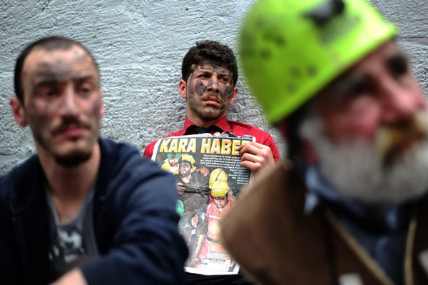 إضراب عام في تركيا بعد كارثة منجم سوما