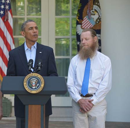 وصول الجندي الاميركي المختطف إلى ألمانيا... وعناصر طالبان الخمسة إلى الدوحة 