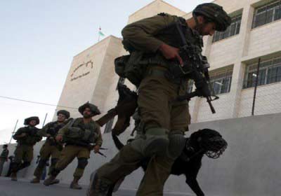 عملية الخطف فرصة لضرب &rsquo;حماس&rsquo; بالضفة الغربية
