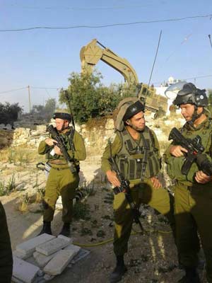 الاحتلال يصعد حملته العدوانية بالضفة الغربية