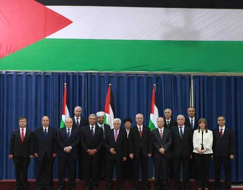 &rsquo;حكومة التوافق&rsquo; الفلسطينية تؤدي اليمين   
