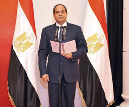 السيسي رئيساً: لا تهاون مع من يلجأ للعنف 