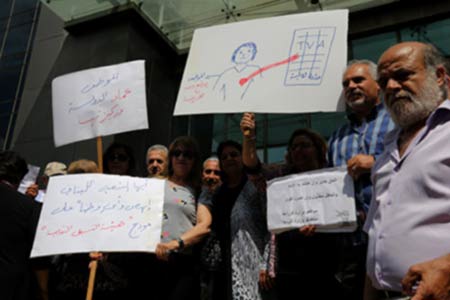 هل تجري الامتحانات الرسمية الخميس؟