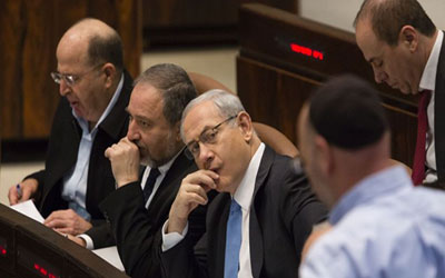 نتنياهو متخوف من كمين يعده له بينيت وليبرمان في تصويت حجب الثقة اليوم