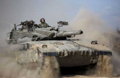 &rsquo;إسرائيل هيوم&rsquo;: ساعة الحسم تقترب إمّا إنهاء العملية العسكرية في غزة أو توسيعها