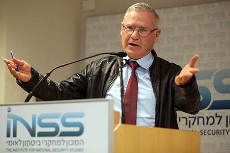 يدلين: العملية في غزة لن تكون نزهة