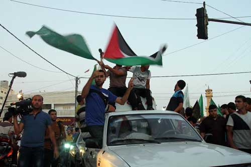 فلسطينيو الداخل والخارج يحتفلون بانتصار غزة
