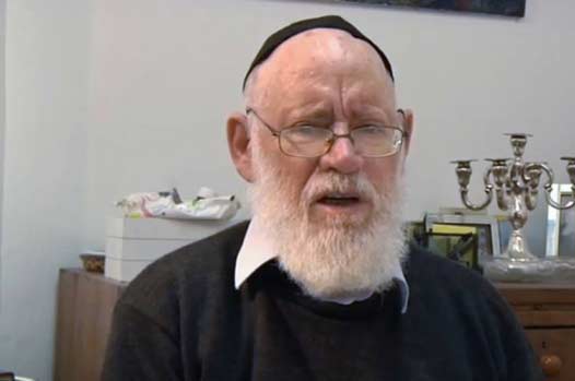 إصابة أحد &rsquo;قادة&rsquo; الاستيطان في الخليل بعد رشقه بالحجارة