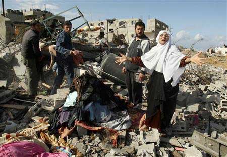 &rsquo;تحت سمعنا وبصرنا&rsquo;
رقعة الحرب تتسع في المشرق