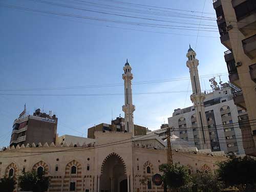 خطباء الجمعة يدعون الى وعي مستوى المخاطر المهدّدة للبلد على مختلف المستويات