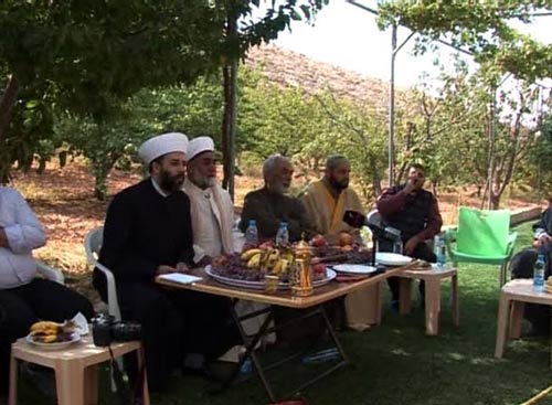 إجتماع علمائي في عرسال: تلقينا وعدا بعدم التعرض للعسكريين المختطفين 