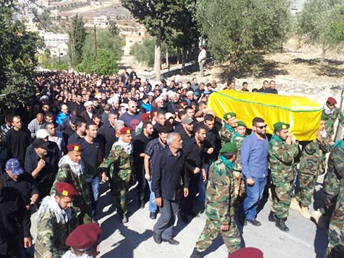 جماهير المقاومة تشيّع القائد الحاج مصطفى شحادة