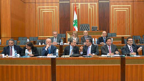 اللجان المشتركة قررت المساواة بين القطاعين العام والخاص ووحدة التشريع بينهما