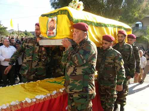 حزب الله وأهالي بلدة الدوير يشيعون الشهيد علي حسين رمال بموكب مهيب