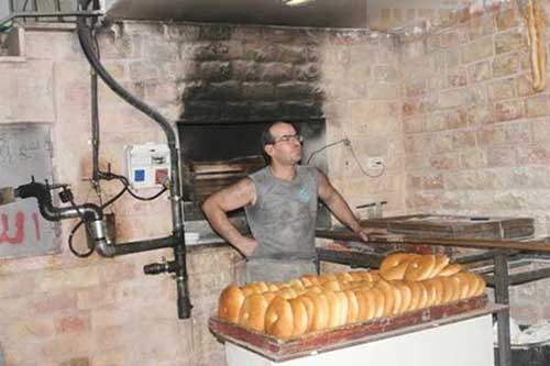 مضايقات الاحتلال تطال أصحاب مخابز القدس