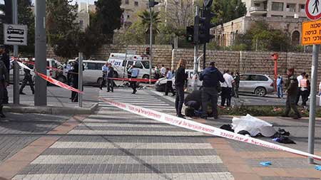 &rsquo;اسرائيل&rsquo;: ابو مازن مسؤول عن عملية الدهس في القدس المحتلة  