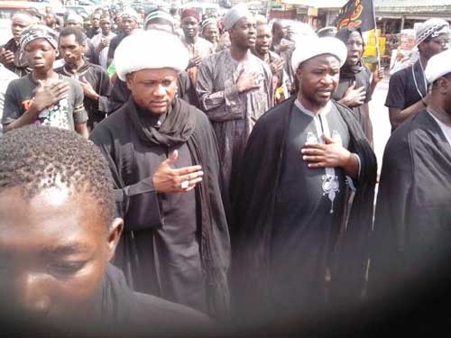 مسلمو العالم يحيون ذكرى العاشر من محرّم  