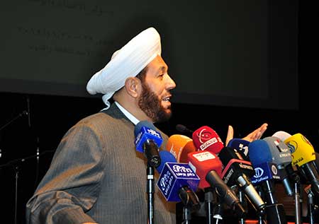 مفتي سورية:الشعب السوري يدفع ثمن مواقفه الداعمة للقضية الفلسطينية