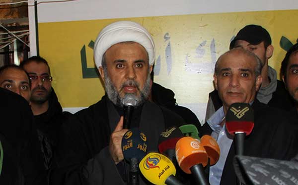 حفل استقبال حاشد للاسير المحرر عماد عياد فور وصوله الى منزل ذويه