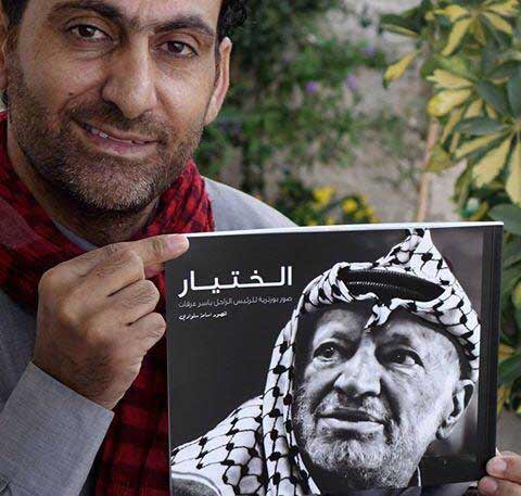 من على كرسيه المتحرك .. &rsquo;السلوادي&rsquo; يوثق التراث الفلسطيني