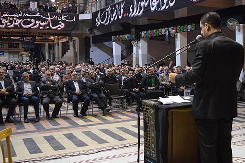 رغم الظروف الامنية.. دمشق تتشح بالسواد وتحيي عاشوراء الامام الحسين (ع)