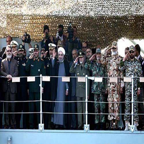 اختتام مناورات محمد رسول الله (ص)بعرض عسكري يظهر قوة واقتدار ايران