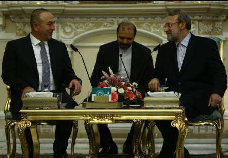 روحاني استقبل وزير الخارجية التركي في طهران 